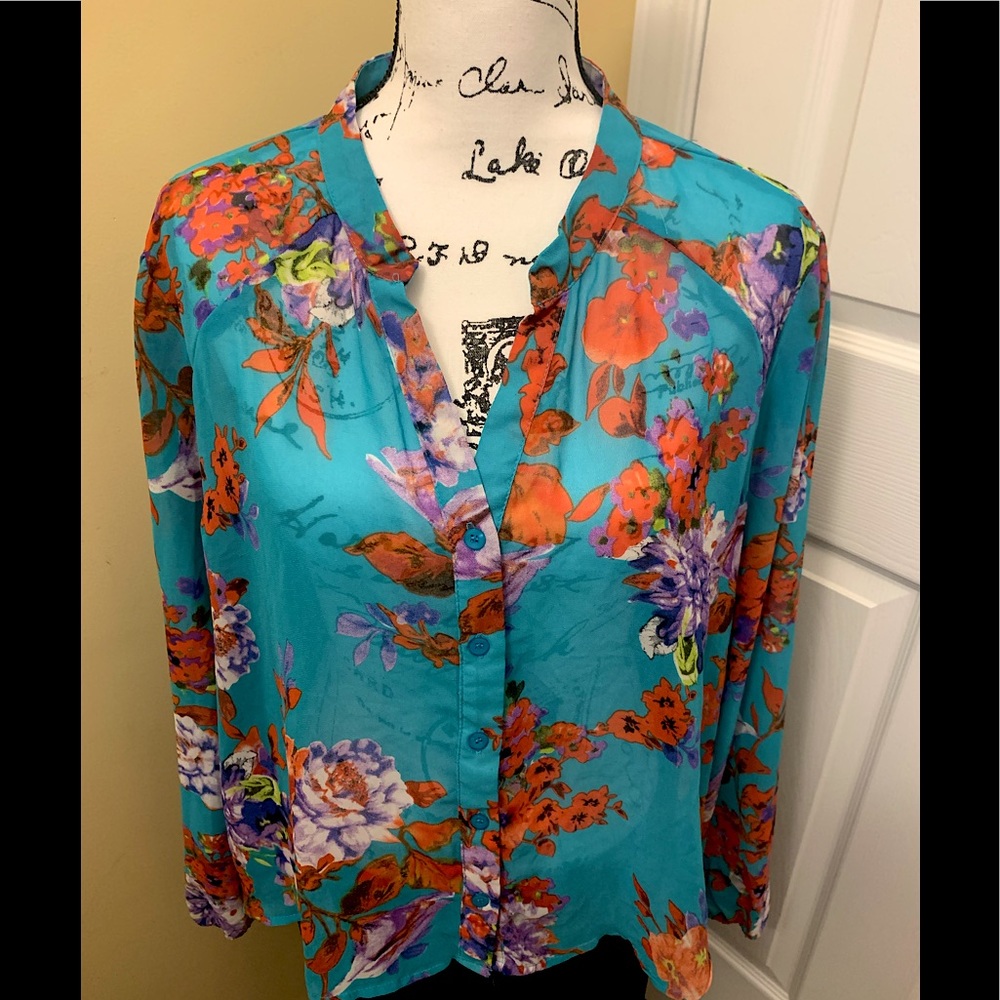 🍓2/$10 😃or 🫐5/20‼️ PRETTY COLORFUL FLORAL BLOUSE Turquoise Red Dots 3X